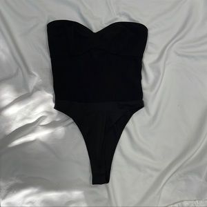 Adika - trendy cute bodysuit